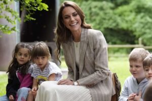 kate middleton with childrens